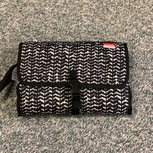 Skidaddle Baby Change Pad